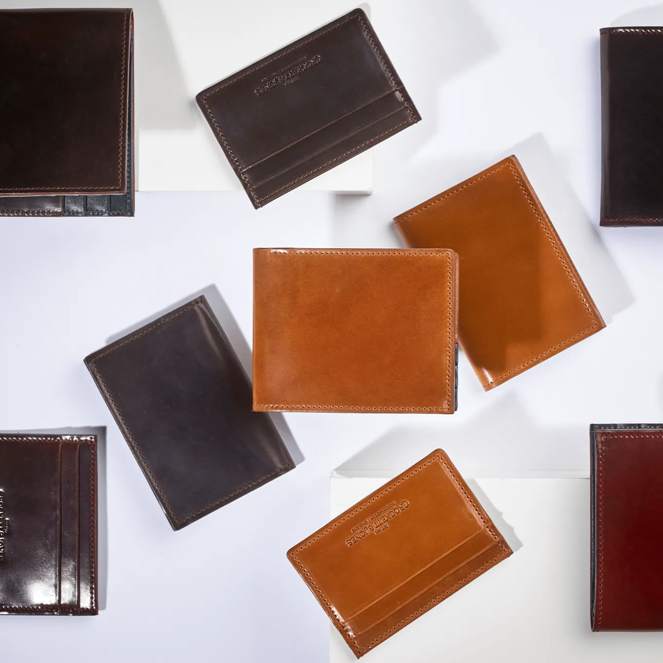 folded_card_case_cordovan_4-1.webp Folded Card Case Cordovan