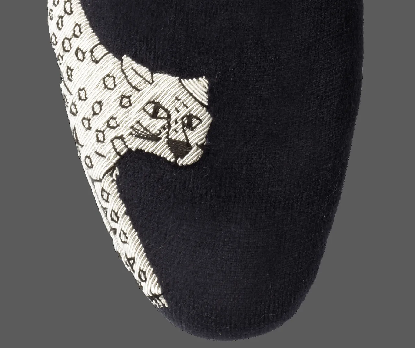 silver_leopard_5.webp Silver Leopard